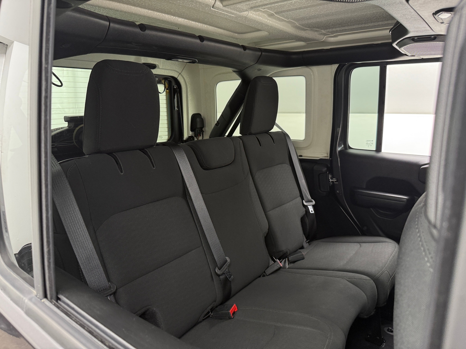 Thumbnail: 2019 Jeep Wrangler - 6