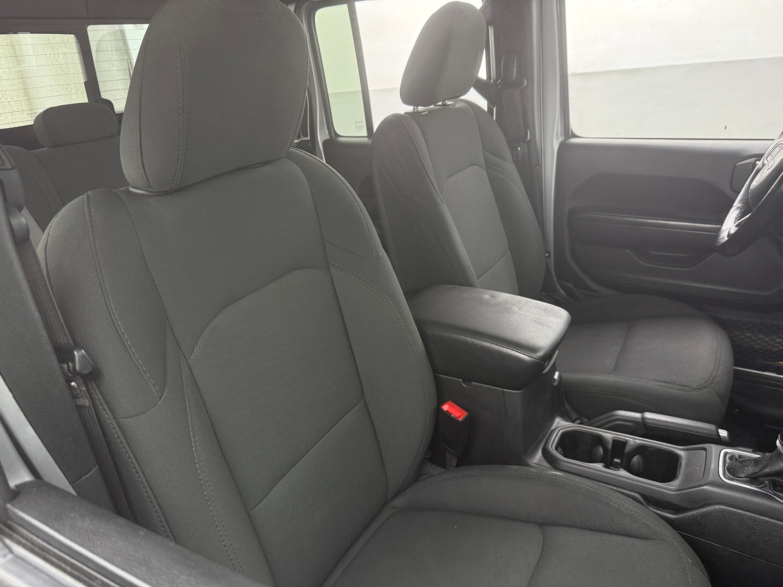 Thumbnail: 2020 Jeep Gladiator - 2