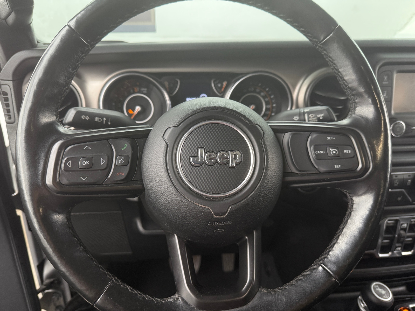 Thumbnail: 2020 Jeep Gladiator - 5