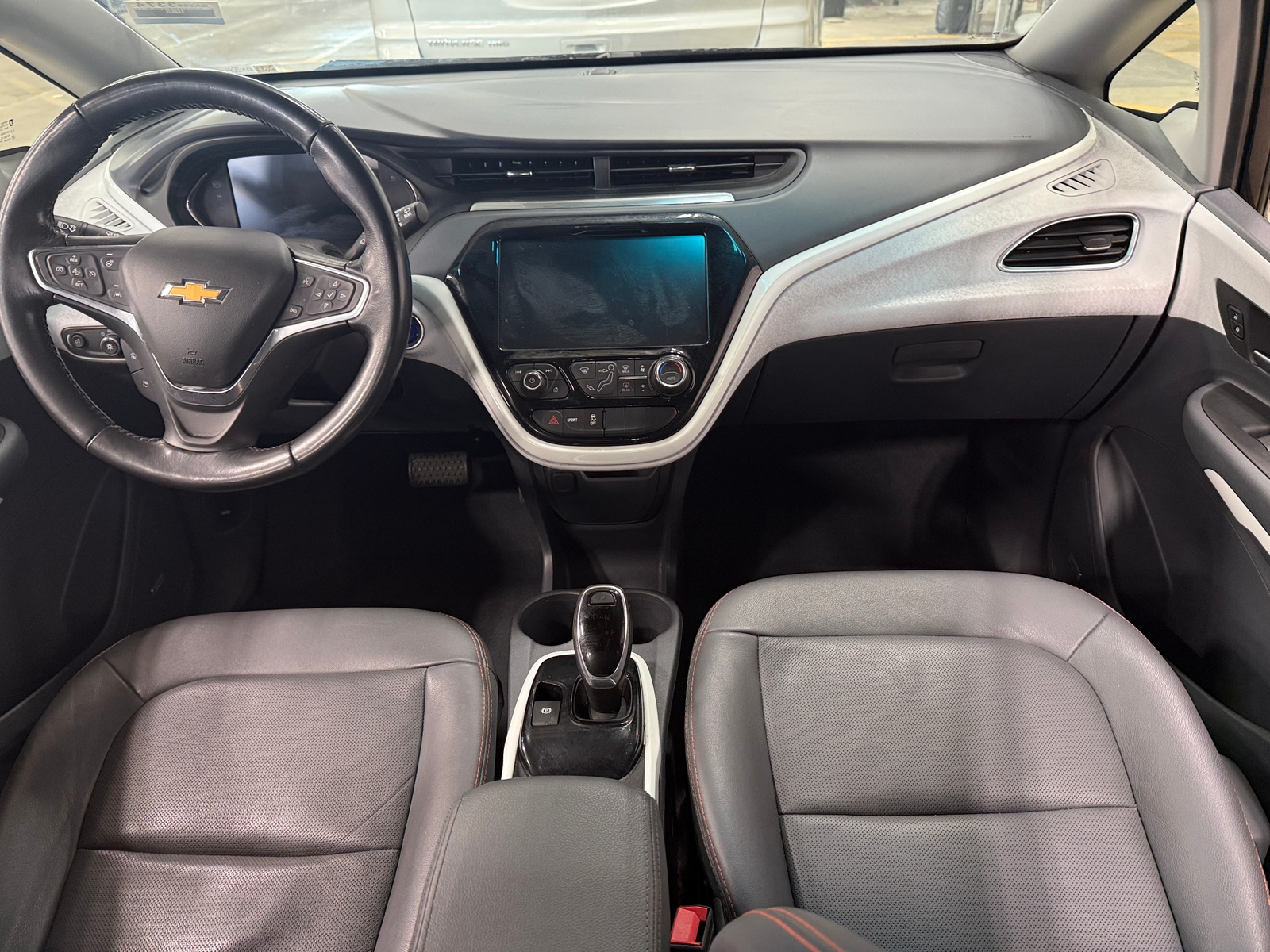 Thumbnail: 2019 Chevrolet Bolt EV - 2