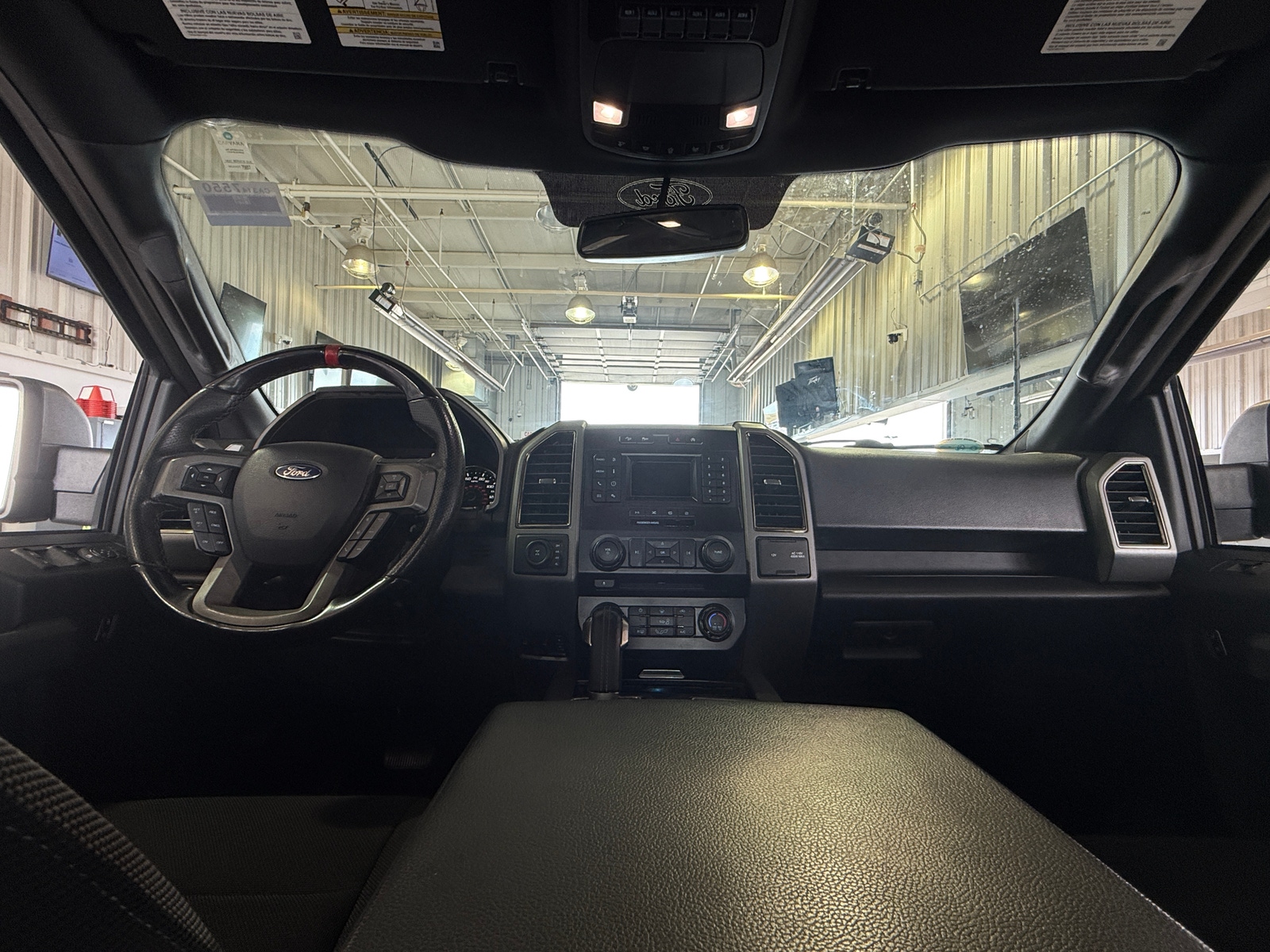 Thumbnail: 2018 Ford Econoline - 3