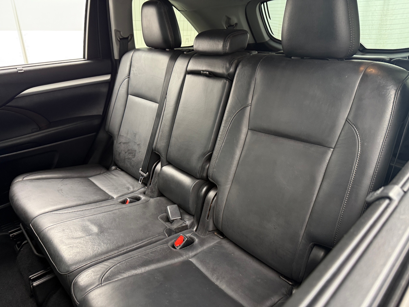 Thumbnail: 2017 Toyota Highlander - 5