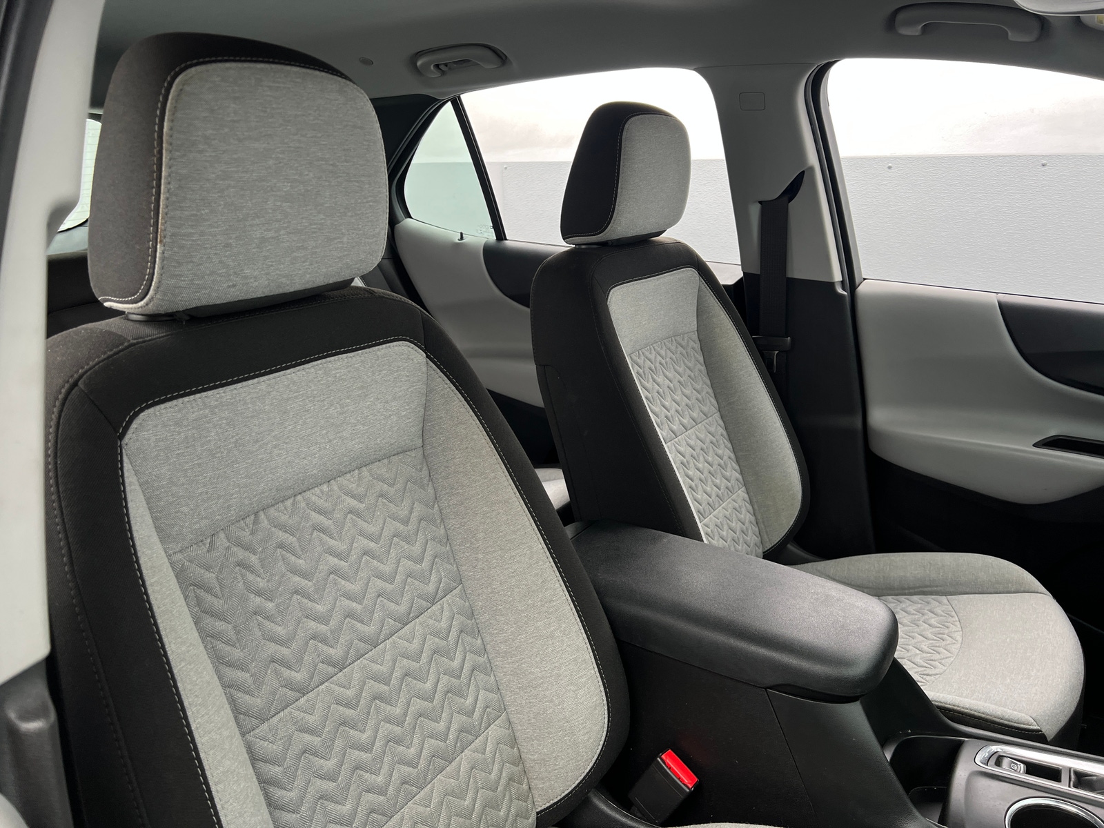 Thumbnail: 2022 Chevrolet Equinox - 2