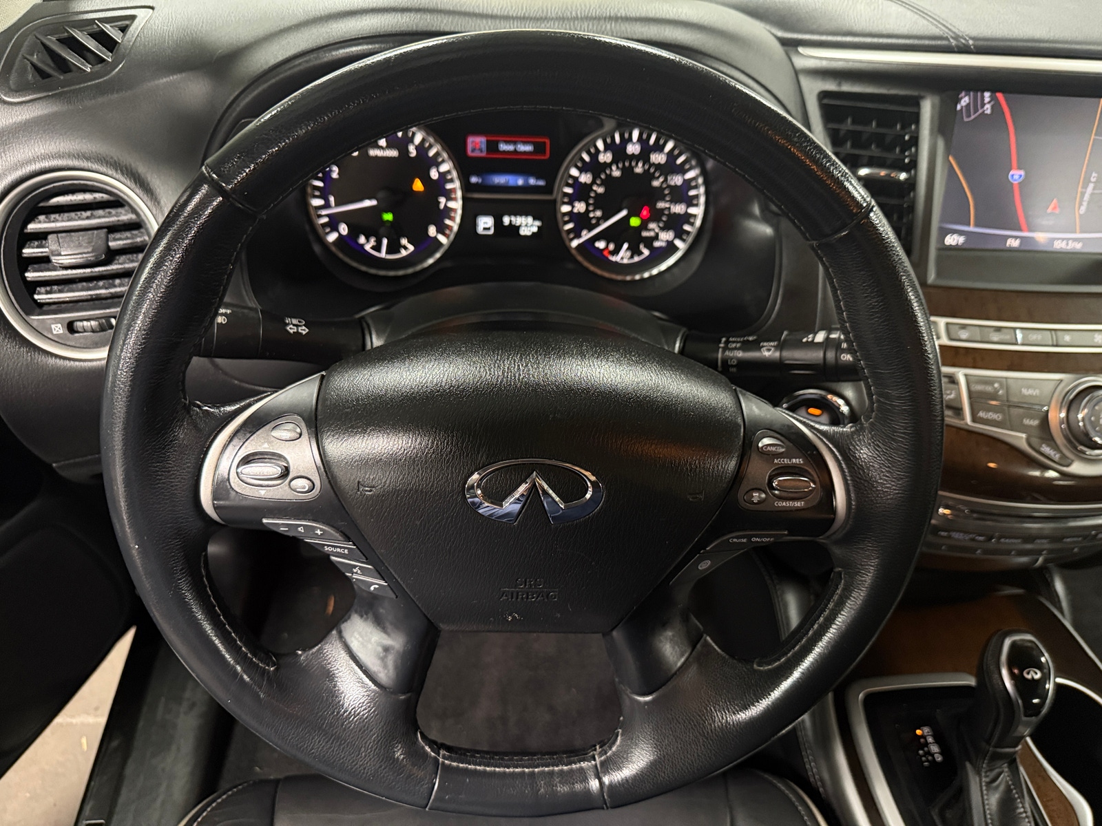 Thumbnail: 2017 INFINITI QX60 - 4