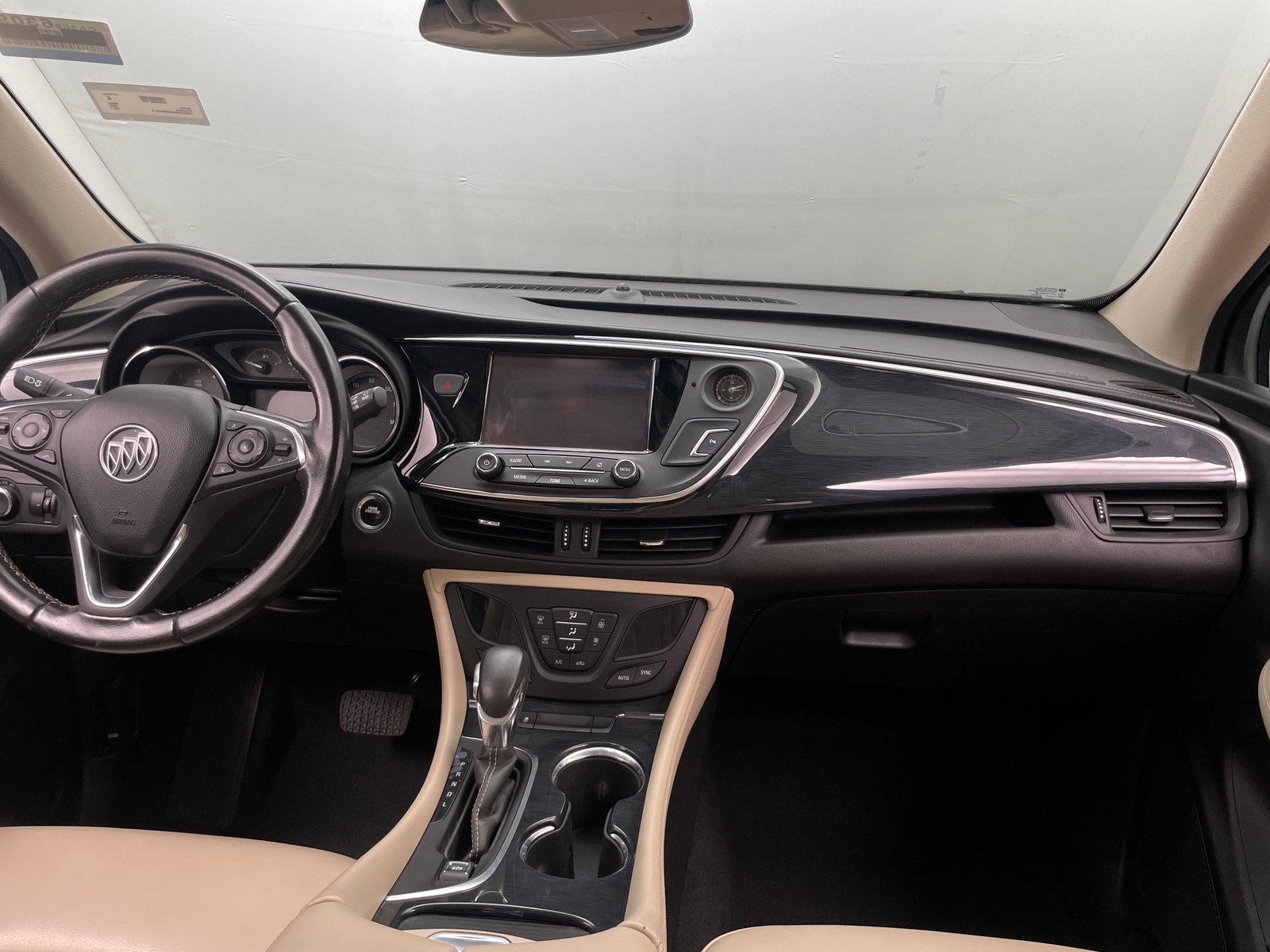 Thumbnail: 2017 Buick Envision - 3