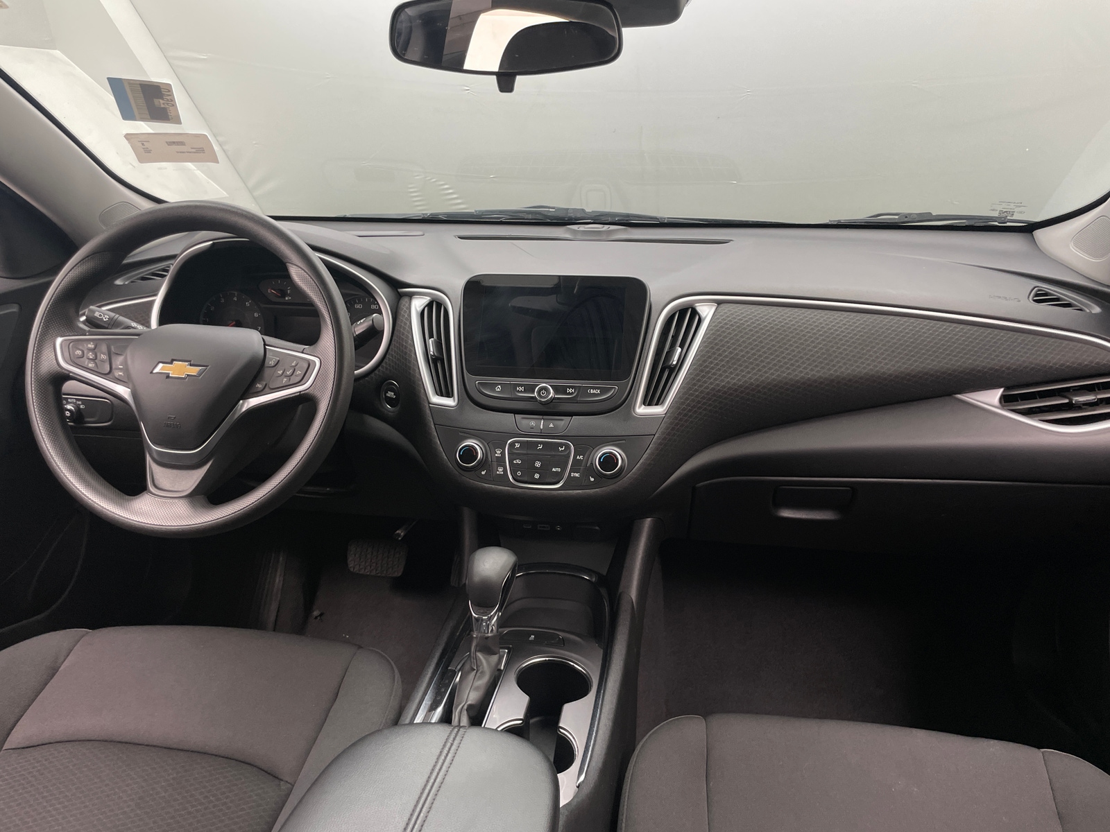 Thumbnail: 2023 Chevrolet Malibu - 3