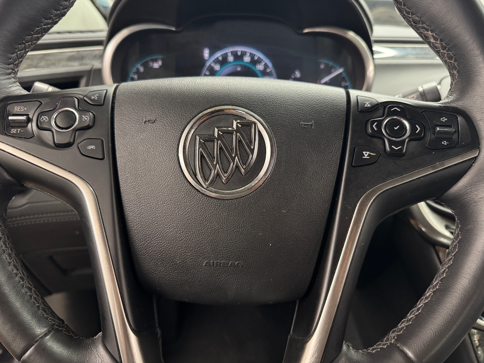 Thumbnail: 2015 Buick LaCrosse - 4