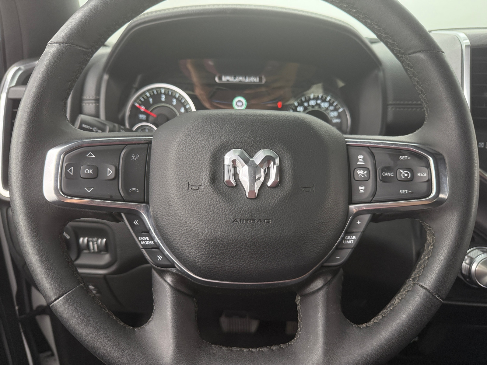 Thumbnail: 2025 RAM 1500 - 4