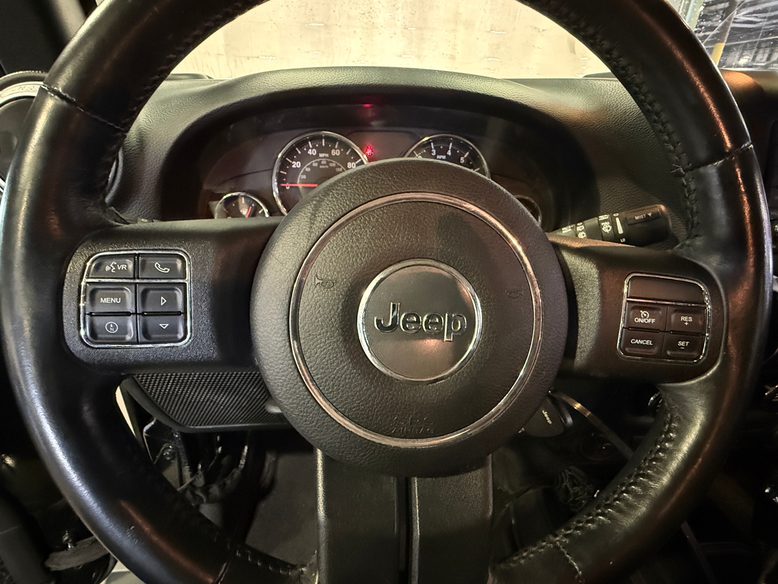 Thumbnail: 2015 Jeep Wrangler - 5