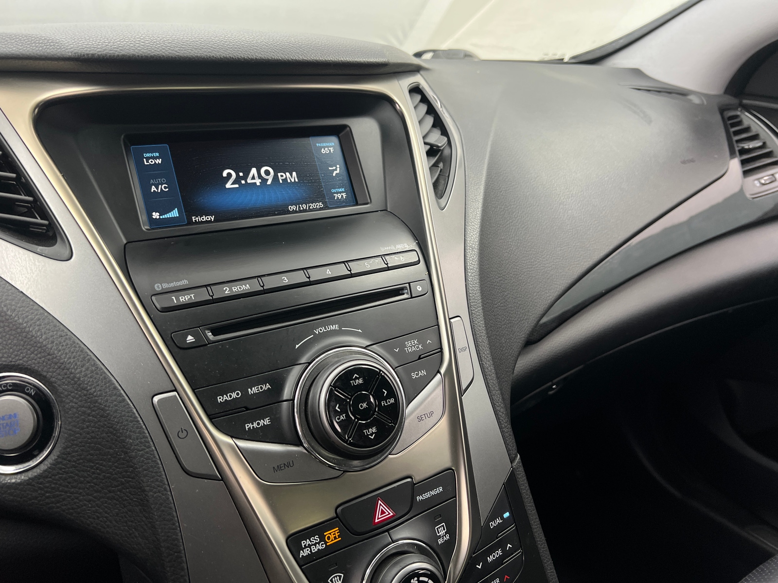 Thumbnail: 2014 Hyundai Azera - 3