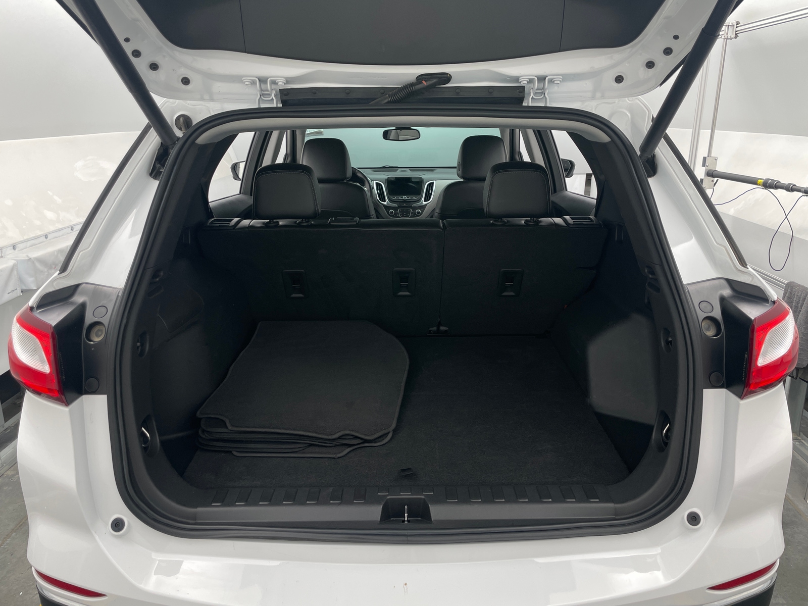 Thumbnail: 2021 Chevrolet Equinox - 6