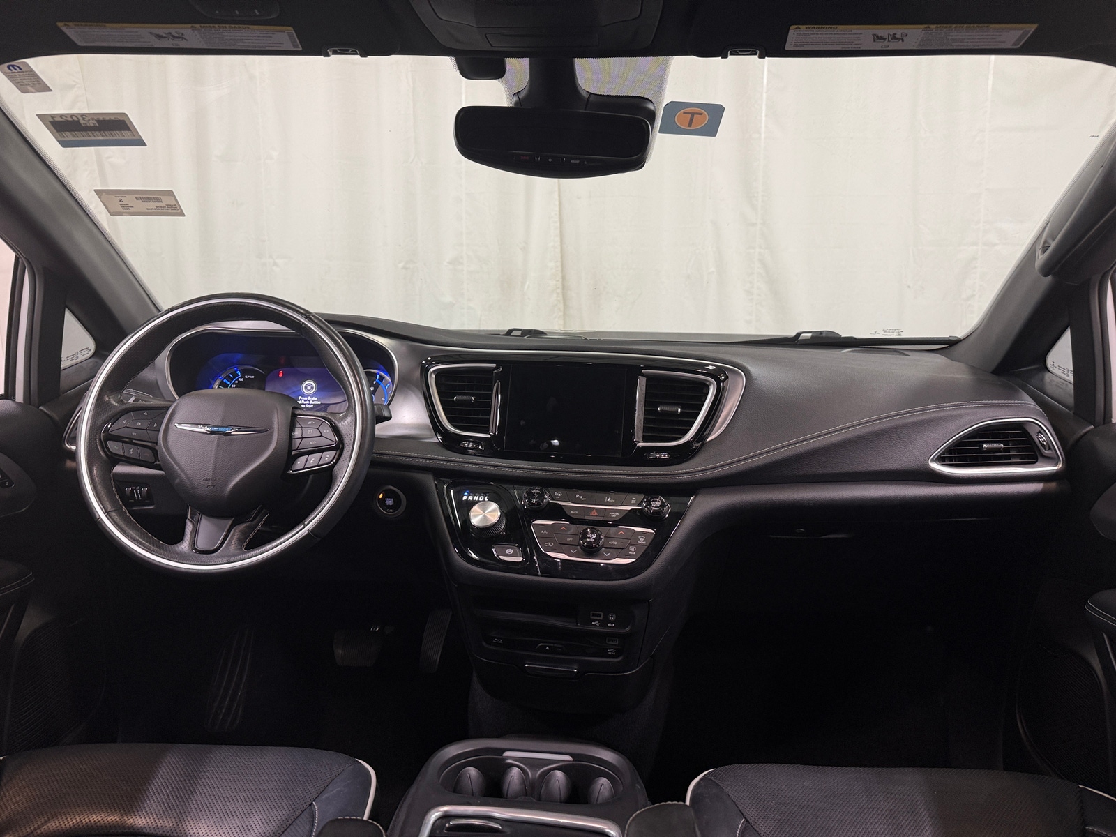 Thumbnail: 2020 Chrysler Pacifica - 2