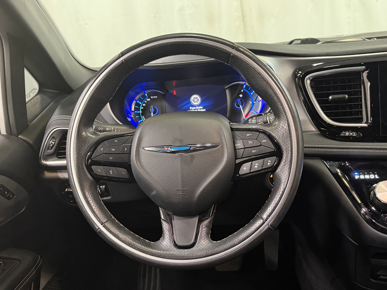 Thumbnail: 2020 Chrysler Pacifica - 4