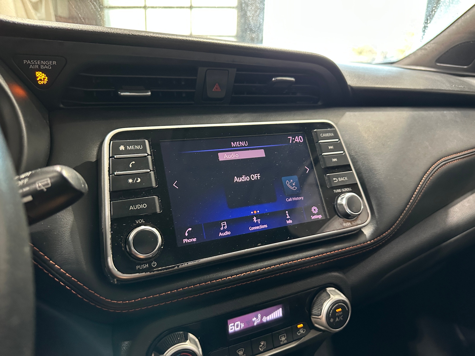 Thumbnail: 2018 Nissan Kicks - 4