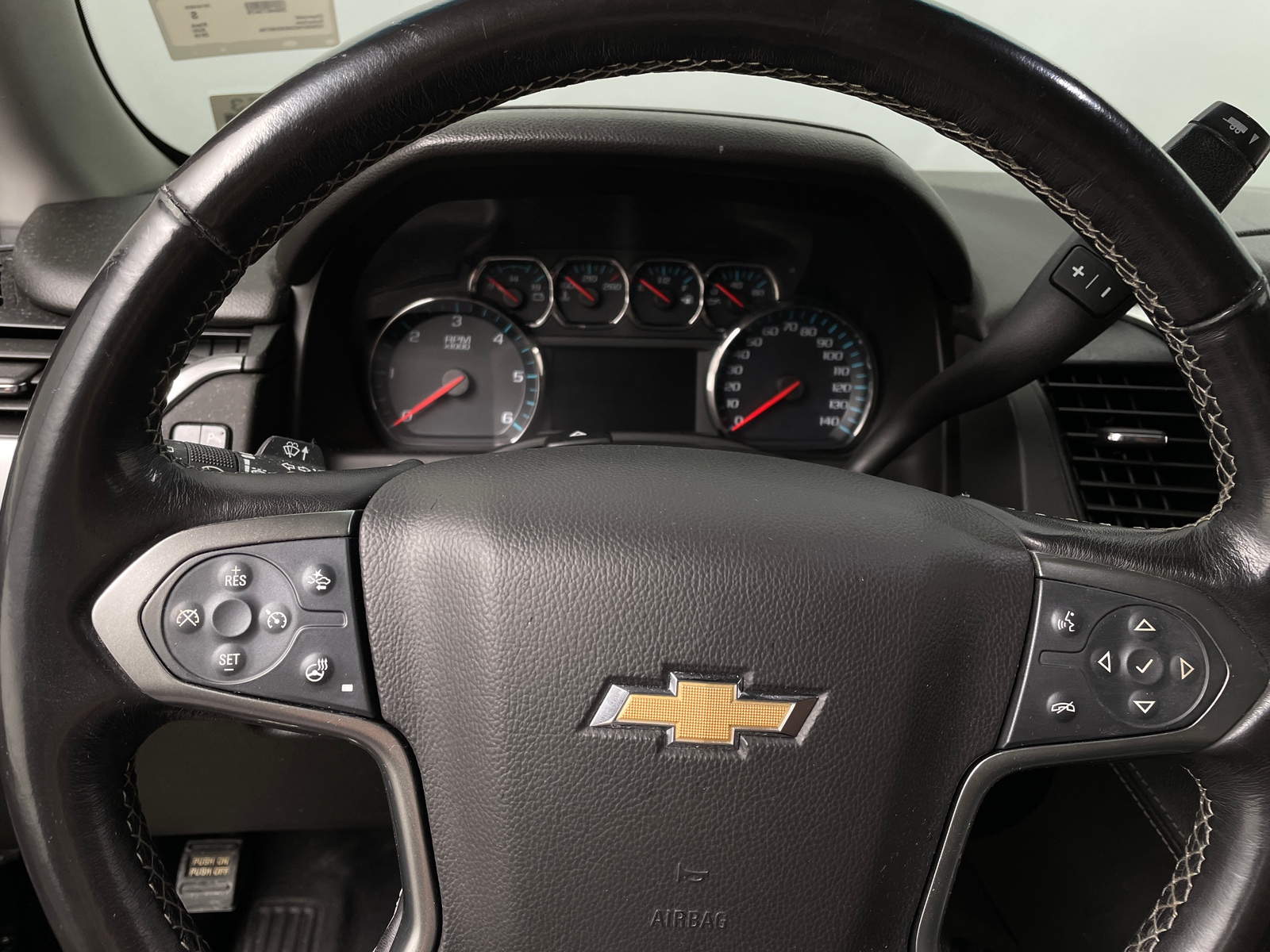 Thumbnail: 2019 Chevrolet Suburban - 4