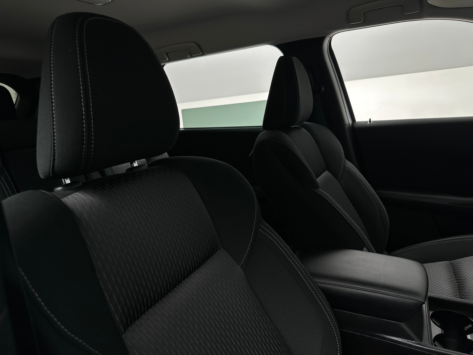 Thumbnail: 2022 Mitsubishi Outlander - 2