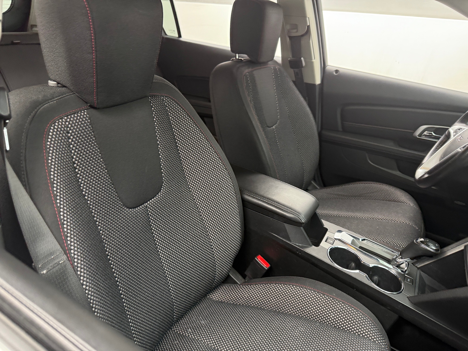 Thumbnail: 2017 GMC Terrain - 2