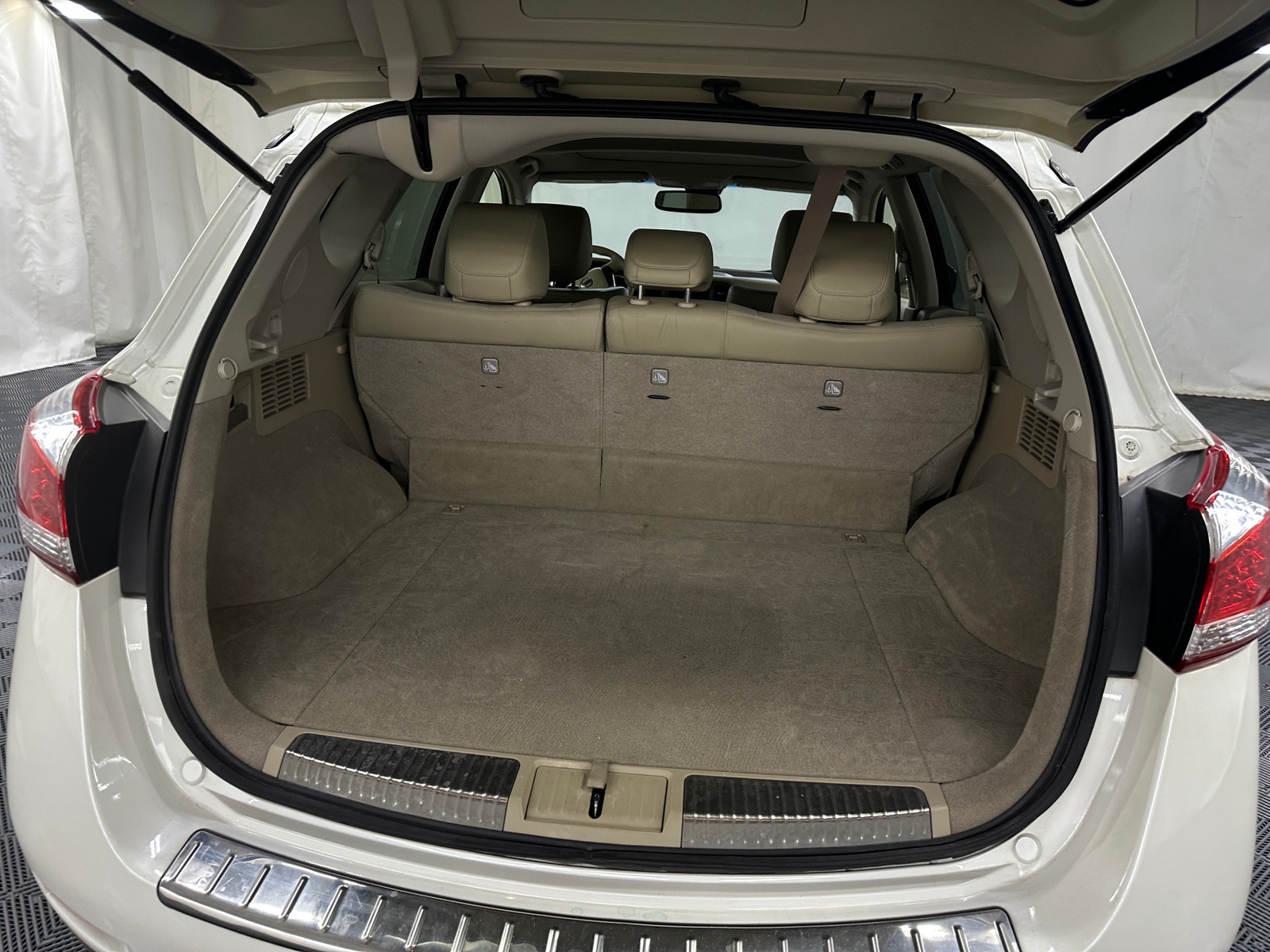 Thumbnail: 2013 Nissan Murano - 6