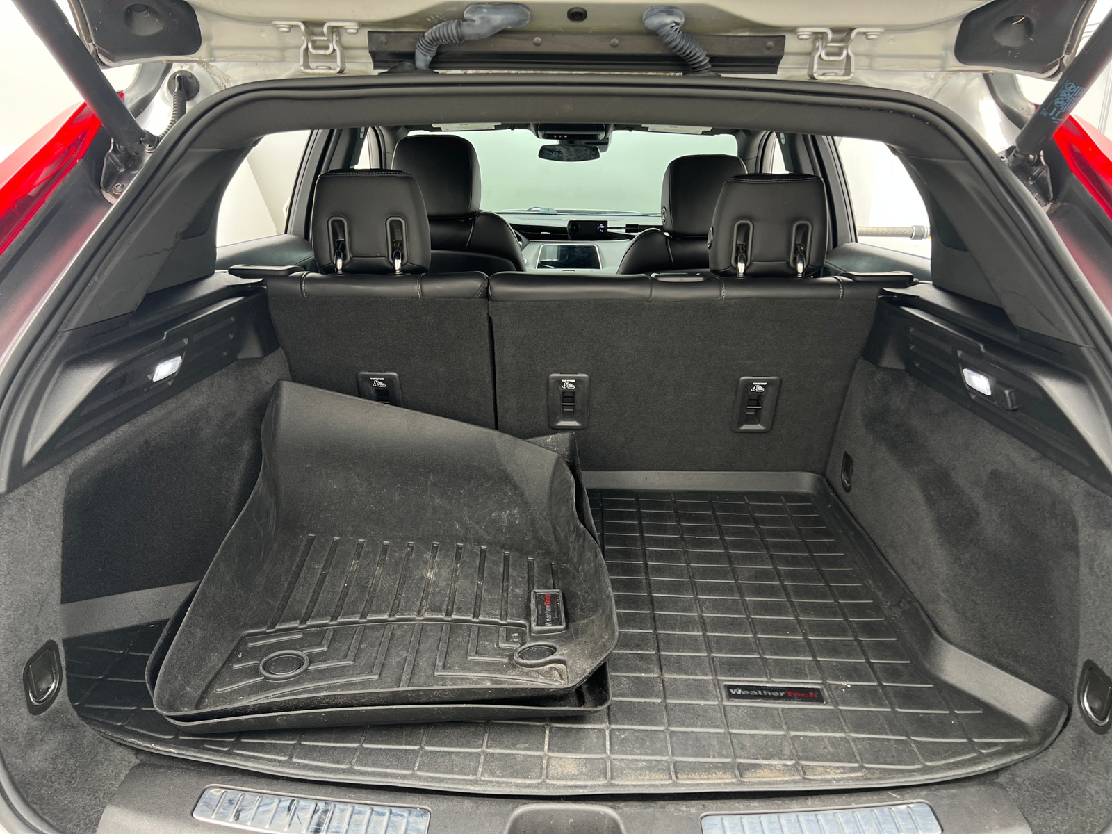 Thumbnail: 2019 Cadillac XT4 - 6