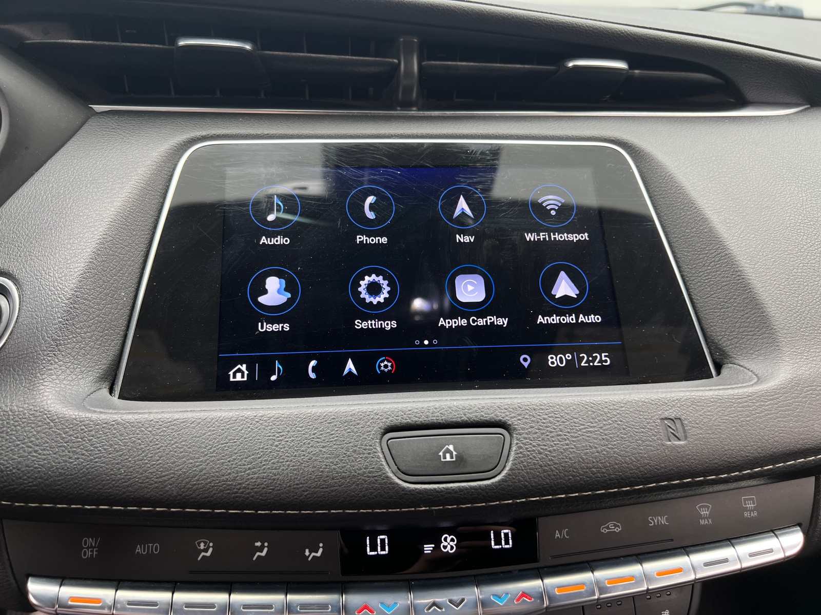 Thumbnail: 2019 Cadillac XT4 - 3
