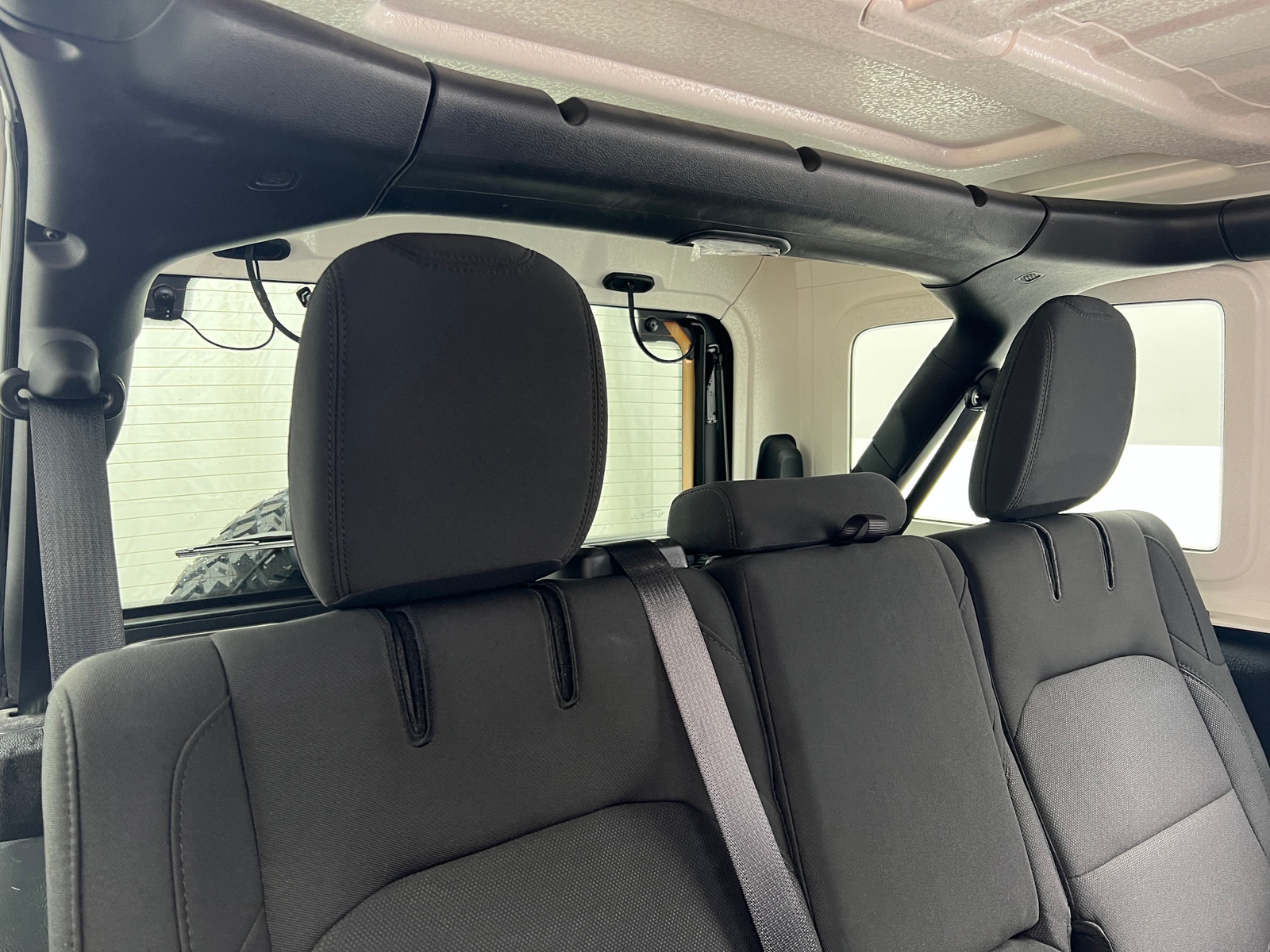 Thumbnail: 2023 Jeep Wrangler - 6
