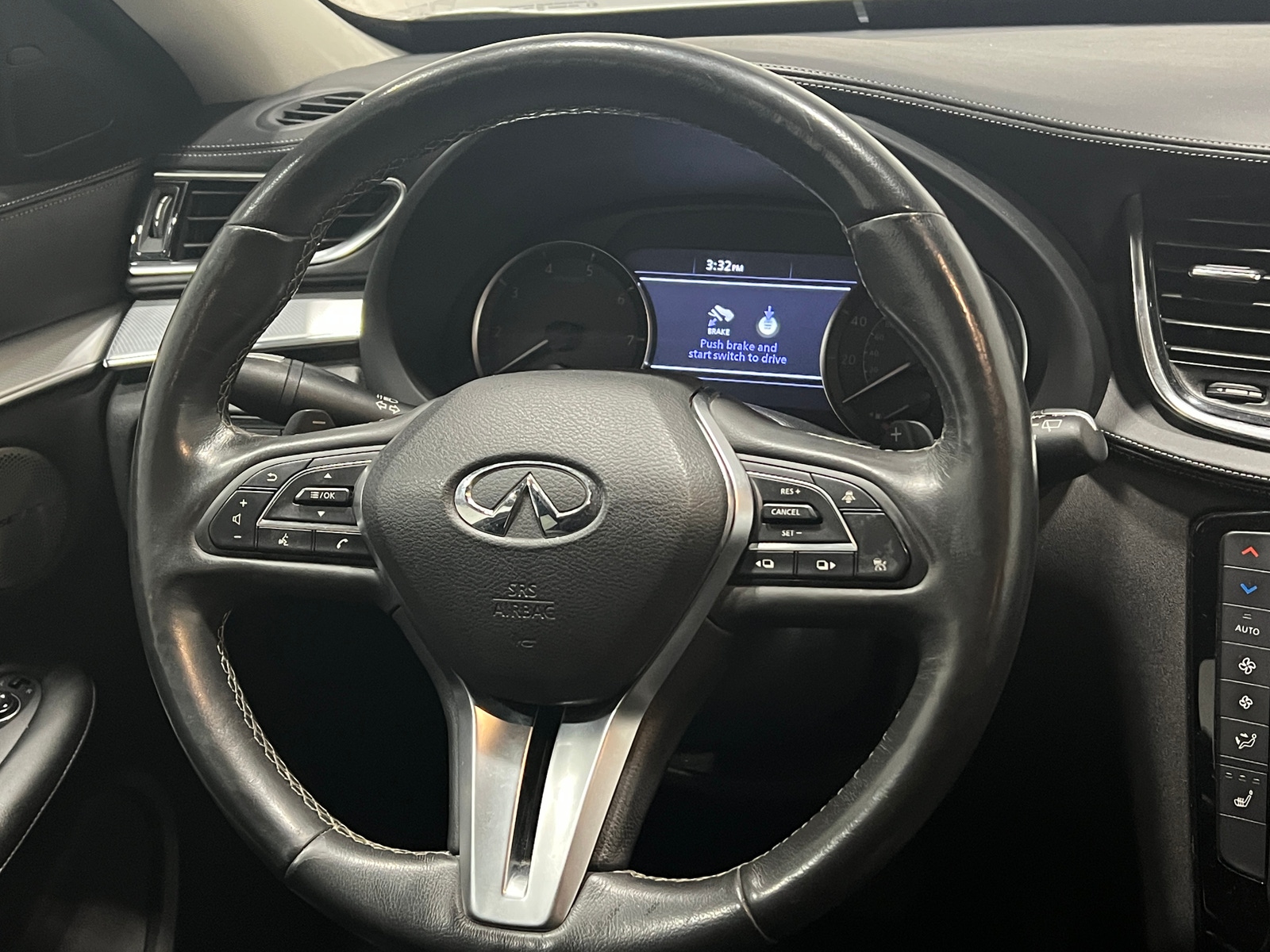 Thumbnail: 2019 INFINITI QX50 - 4