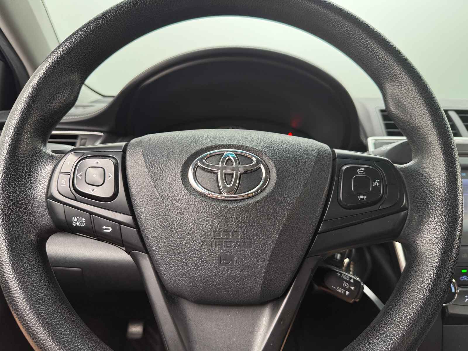 Thumbnail: 2015 Toyota Camry - 5