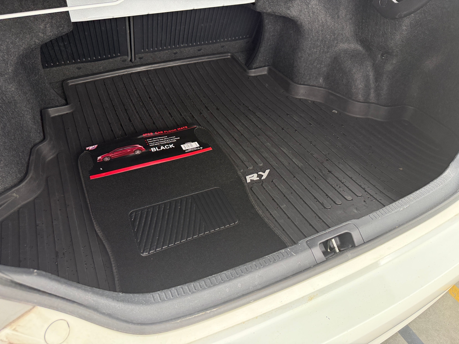 Thumbnail: 2015 Toyota Camry - 7