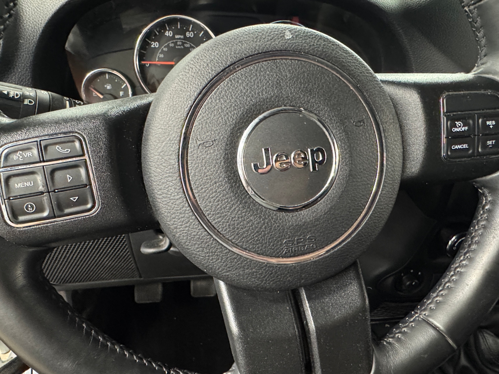 Thumbnail: 2017 Jeep Wrangler - 5