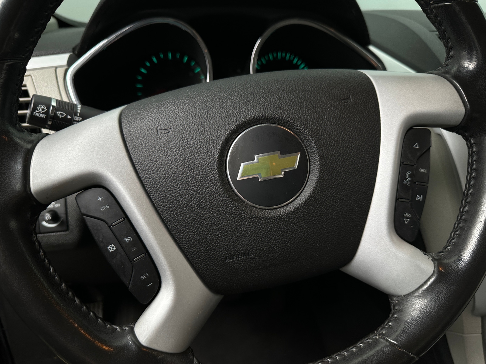 Thumbnail: 2012 Chevrolet Traverse - 4
