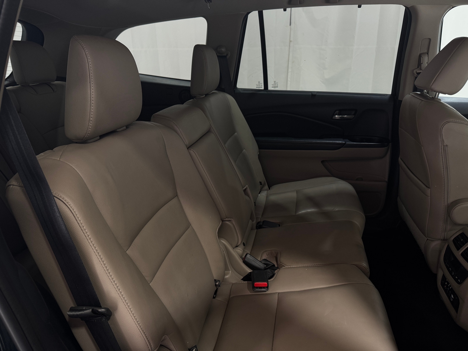 Thumbnail: 2016 Honda Pilot - 5