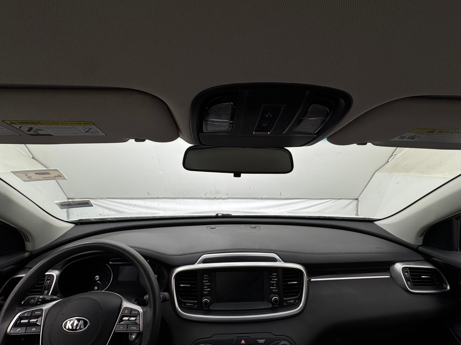 Thumbnail: 2020 Kia Sorento - 3