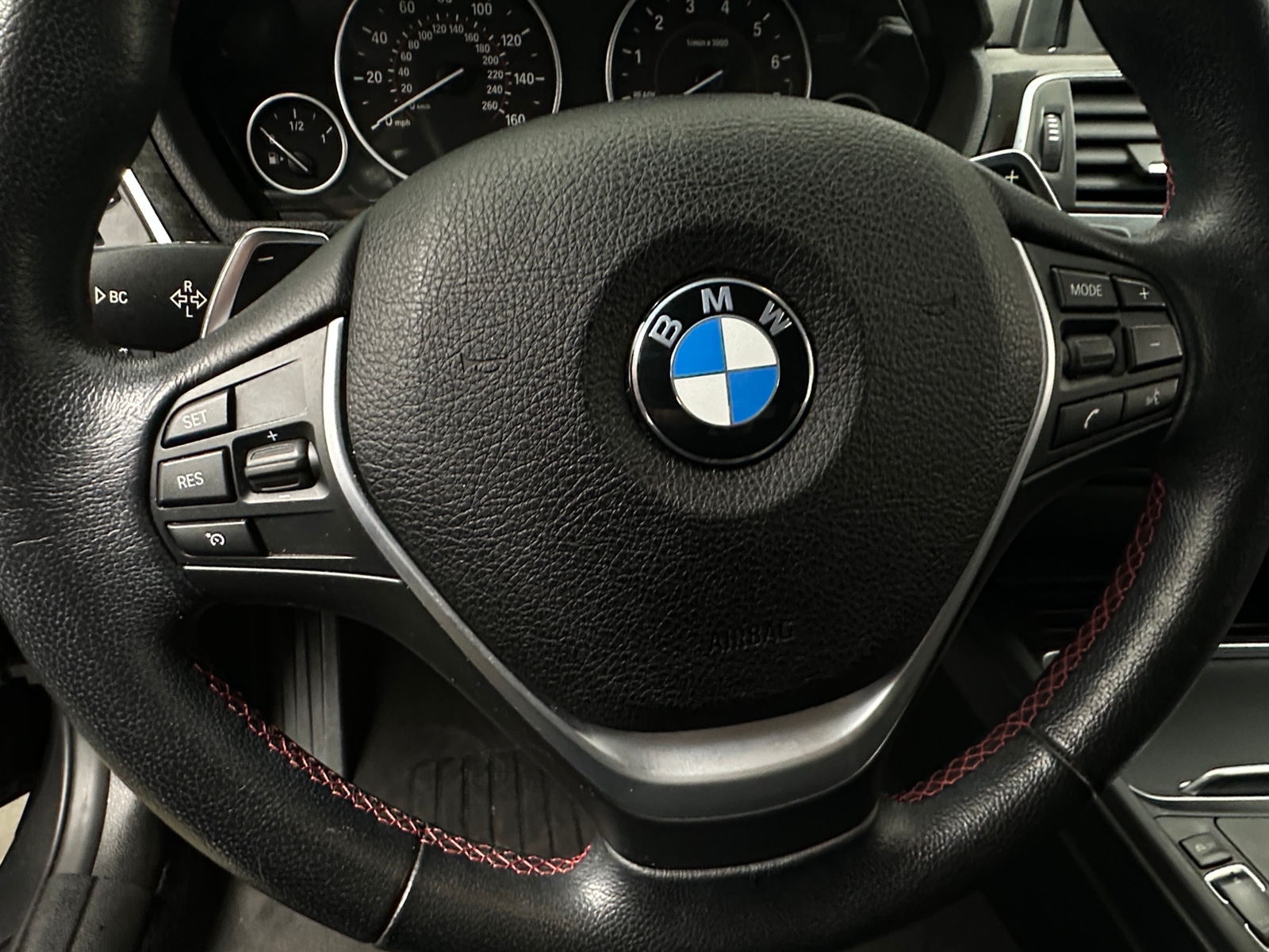 Thumbnail: 2016 BMW 3 Series - 4