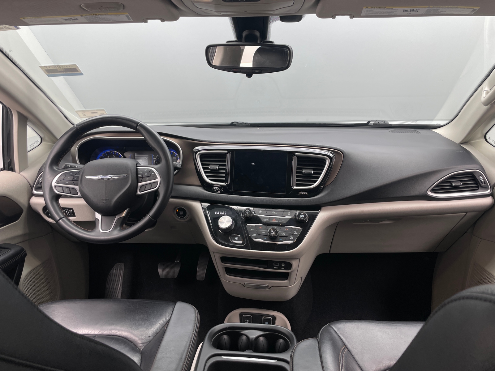 Thumbnail: 2017 Chrysler Pacifica - 2