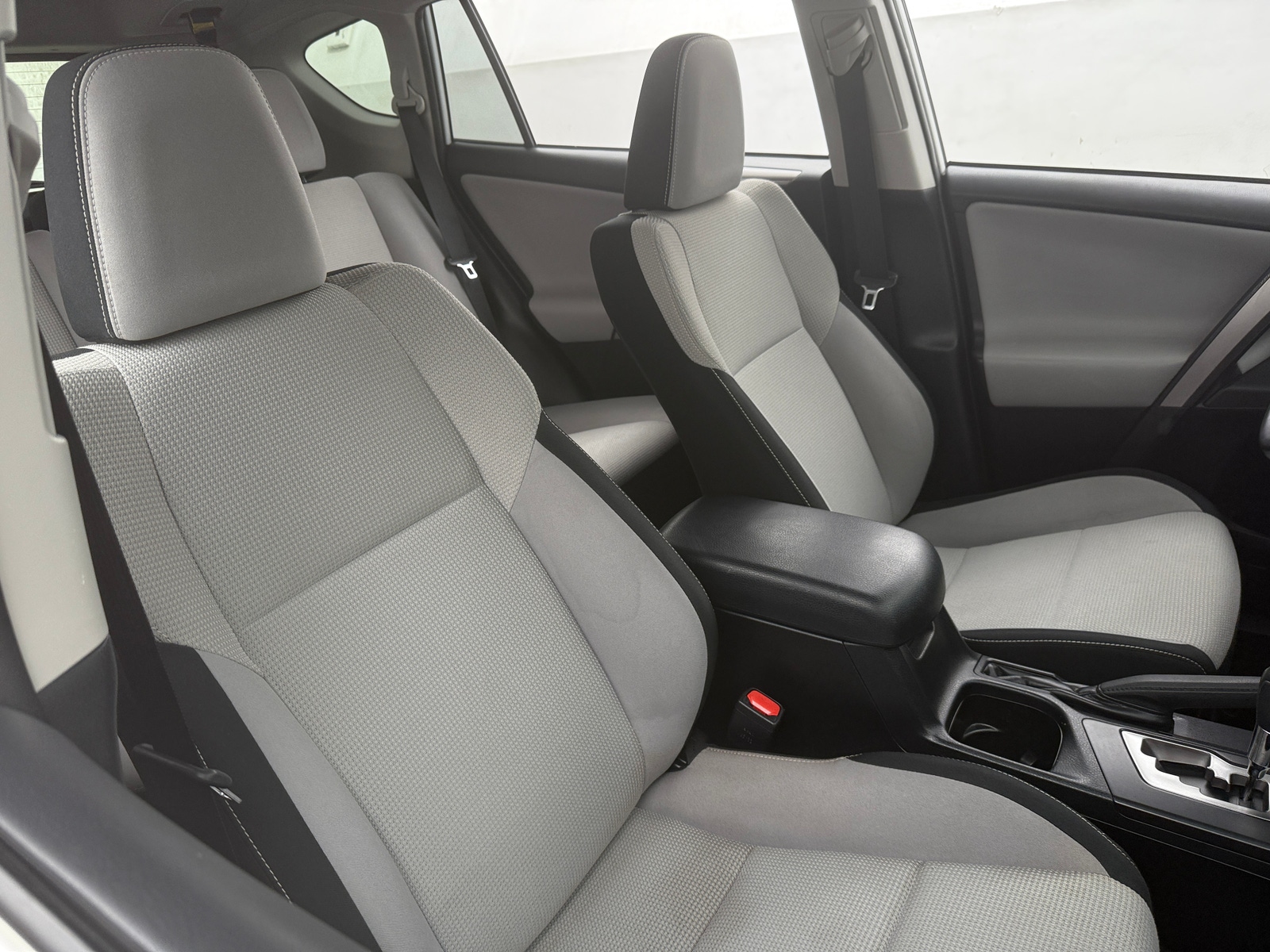 Thumbnail: 2017 Toyota RAV4 - 2