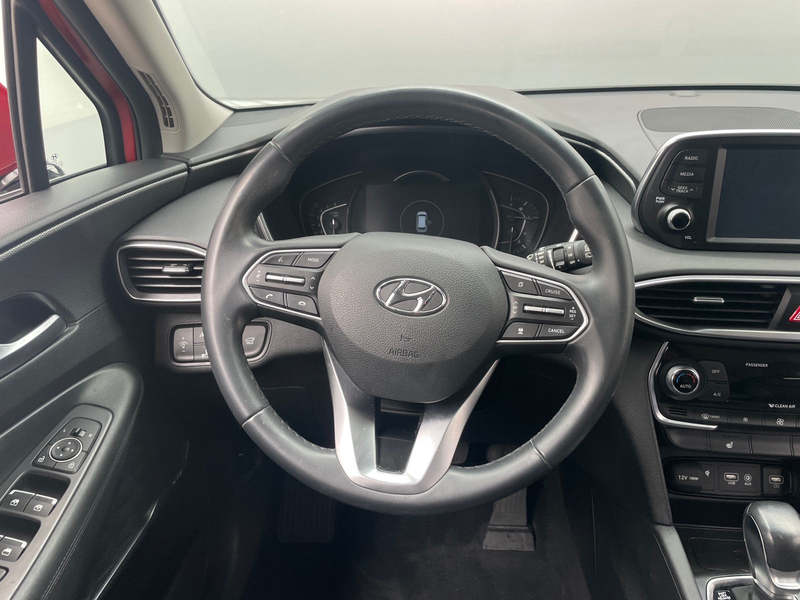 Thumbnail: 2020 Hyundai Santa Fe - 5