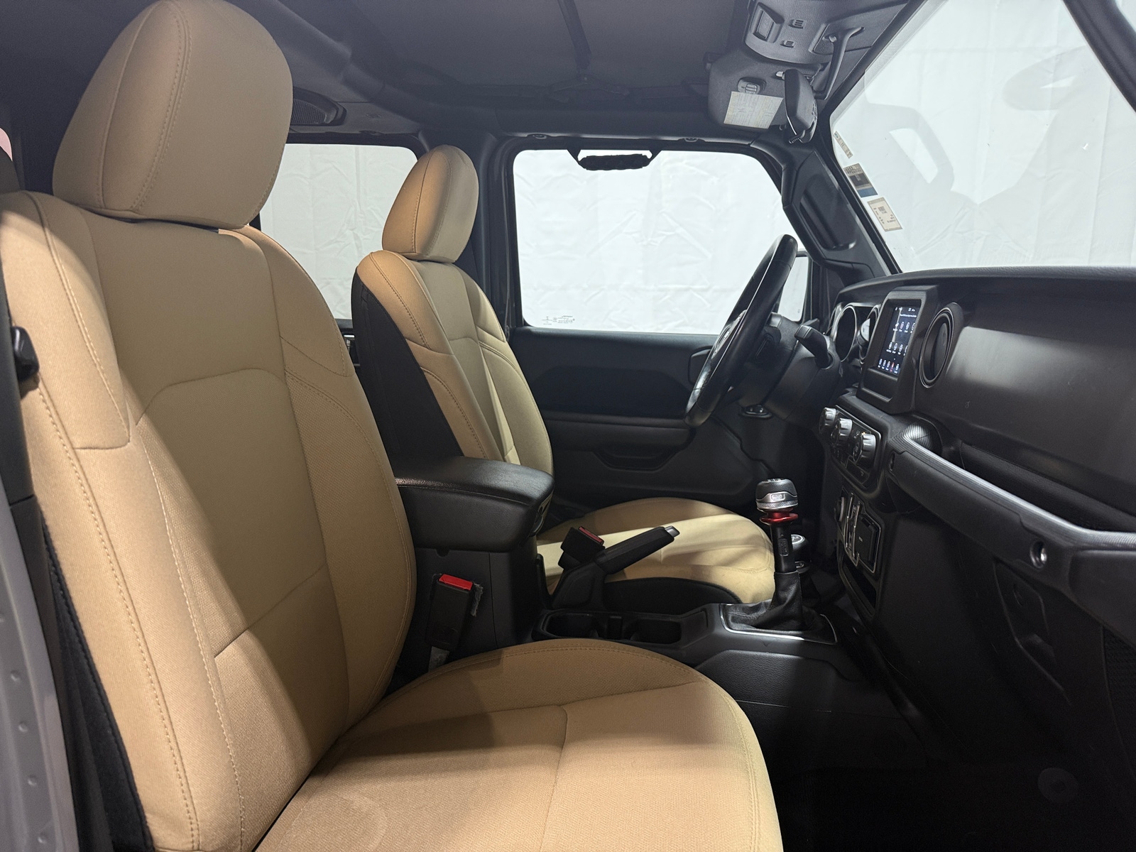 Thumbnail: 2021 Jeep Gladiator - 2