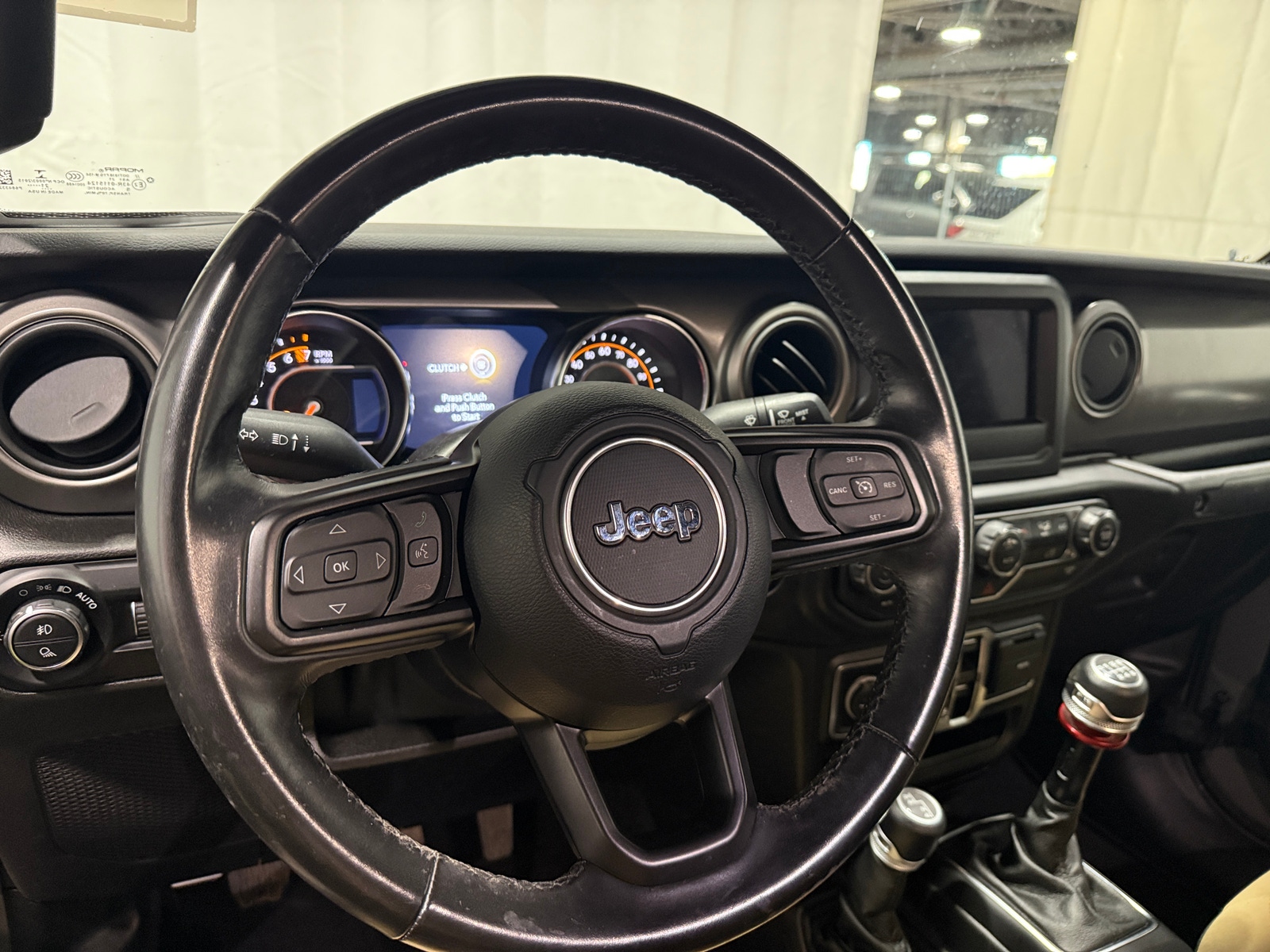 Thumbnail: 2021 Jeep Gladiator - 5