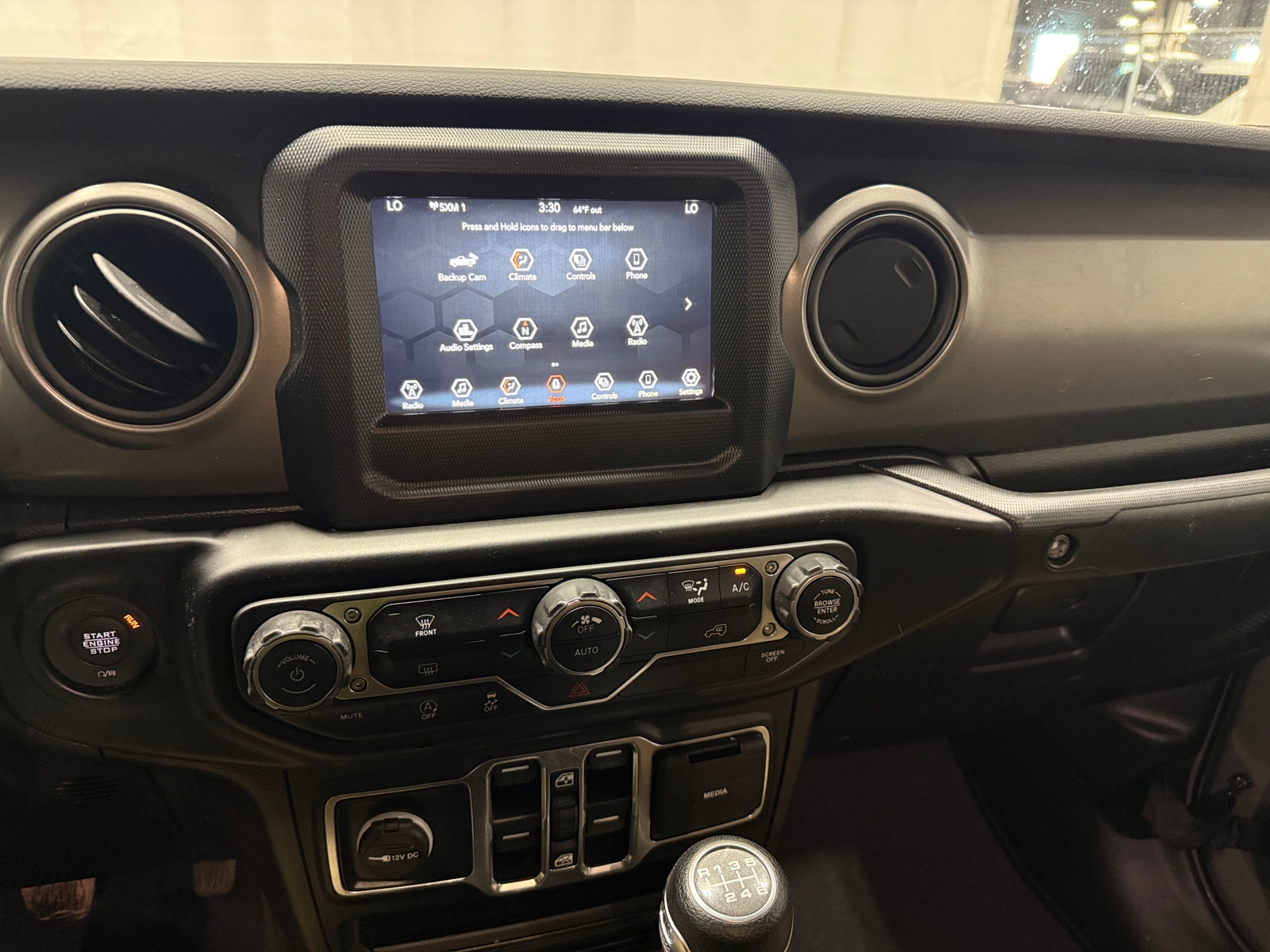 Thumbnail: 2021 Jeep Gladiator - 4