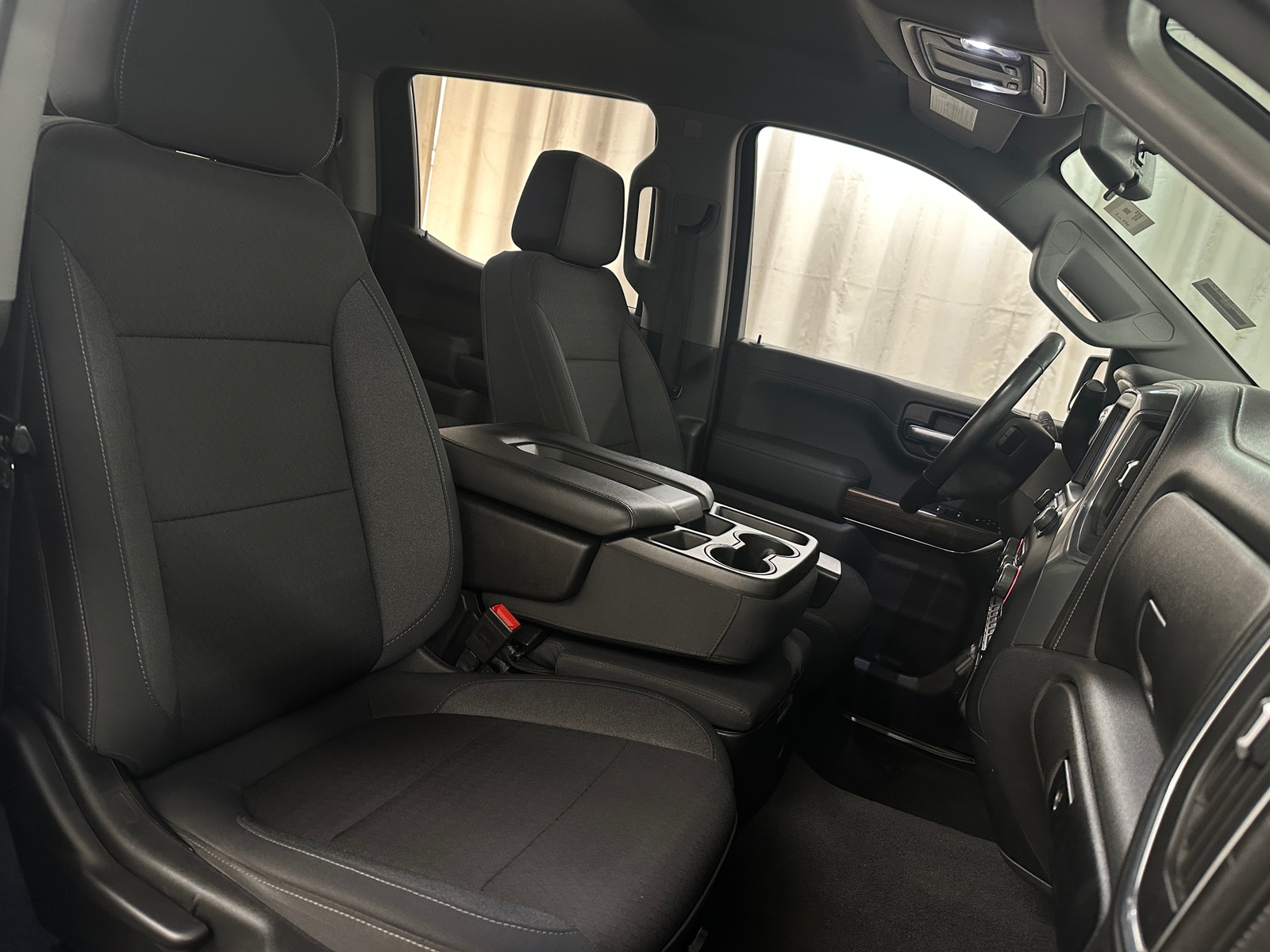 Thumbnail: 2020 Chevrolet Silverado 1500 - 2
