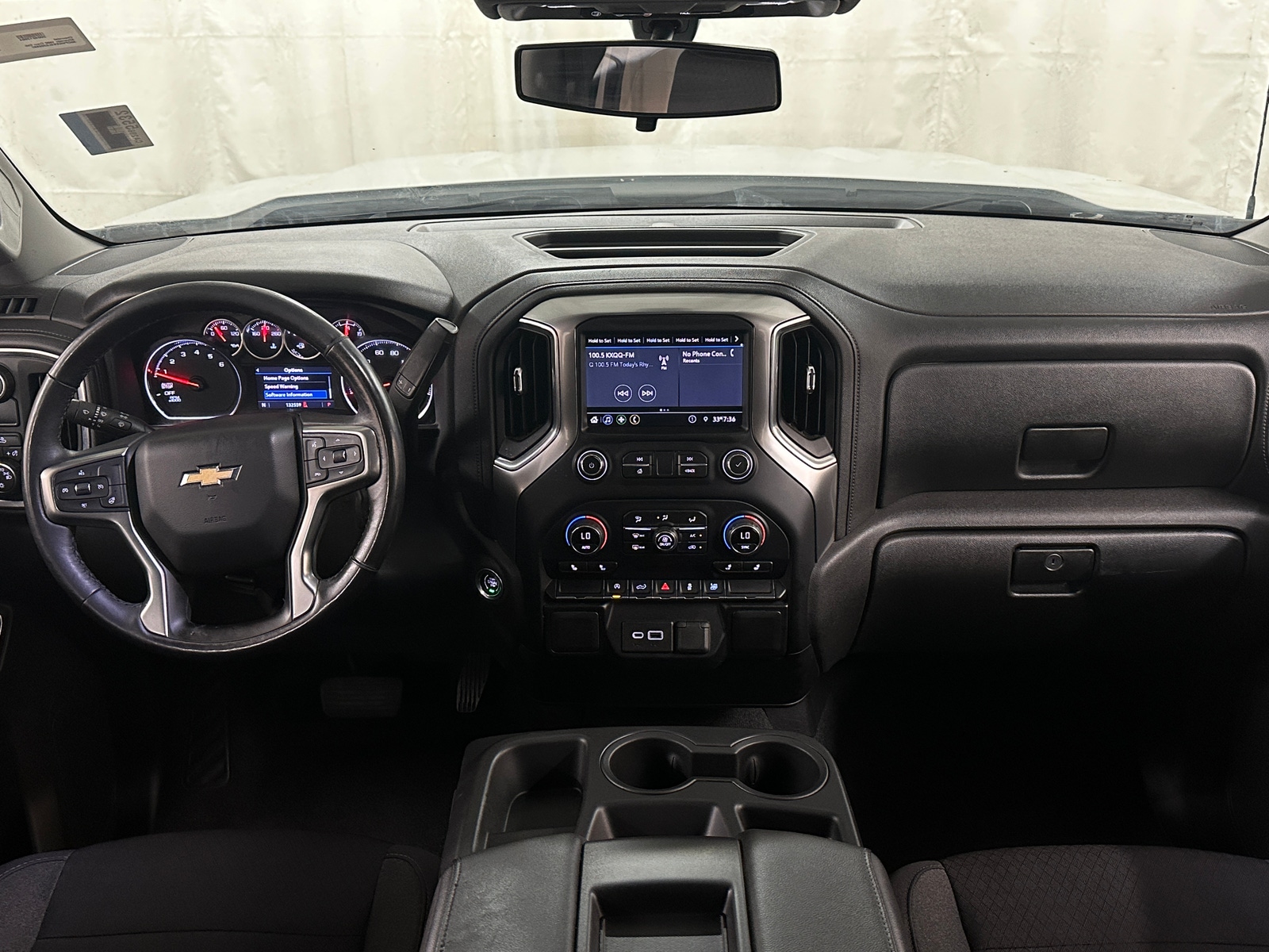 Thumbnail: 2020 Chevrolet Silverado 1500 - 3