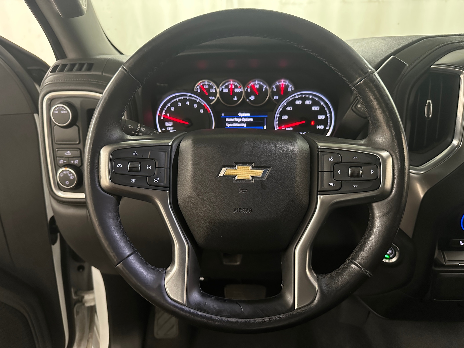 Thumbnail: 2020 Chevrolet Silverado 1500 - 5