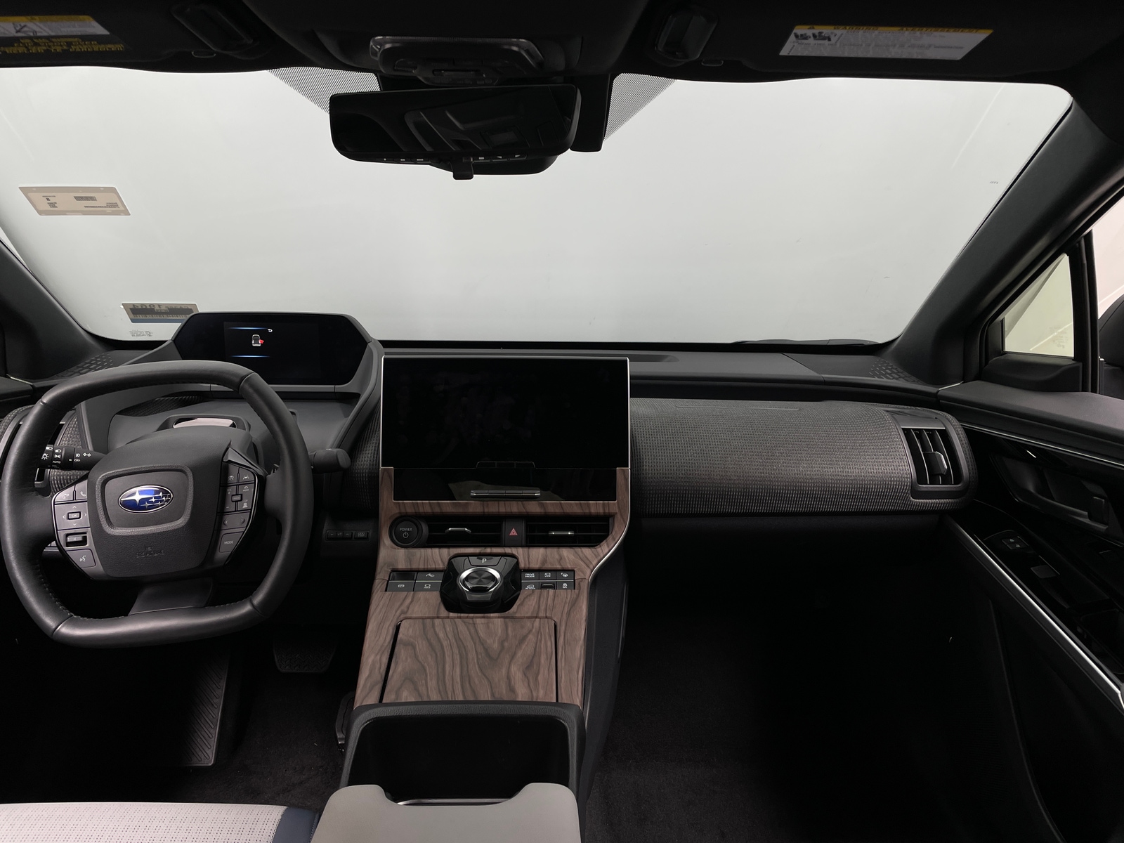 Thumbnail: 2024 Subaru Solterra - 3