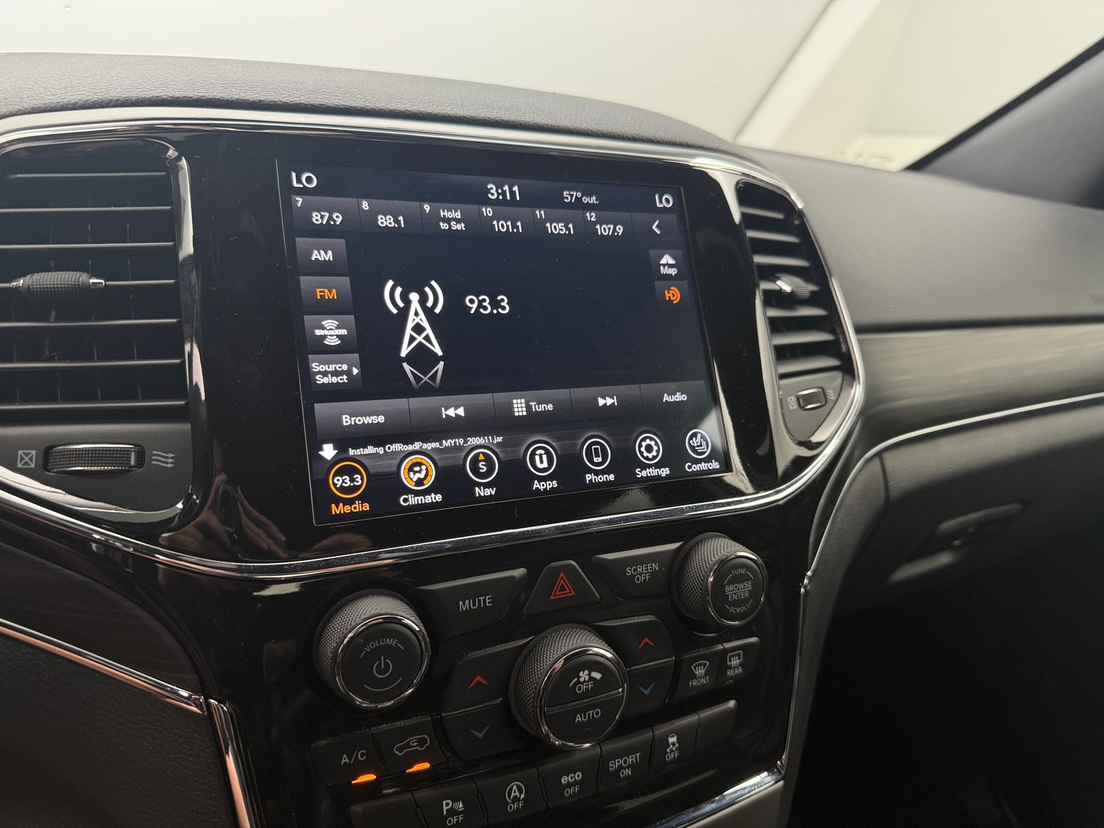 Thumbnail: 2021 Jeep Grand Cherokee - 3