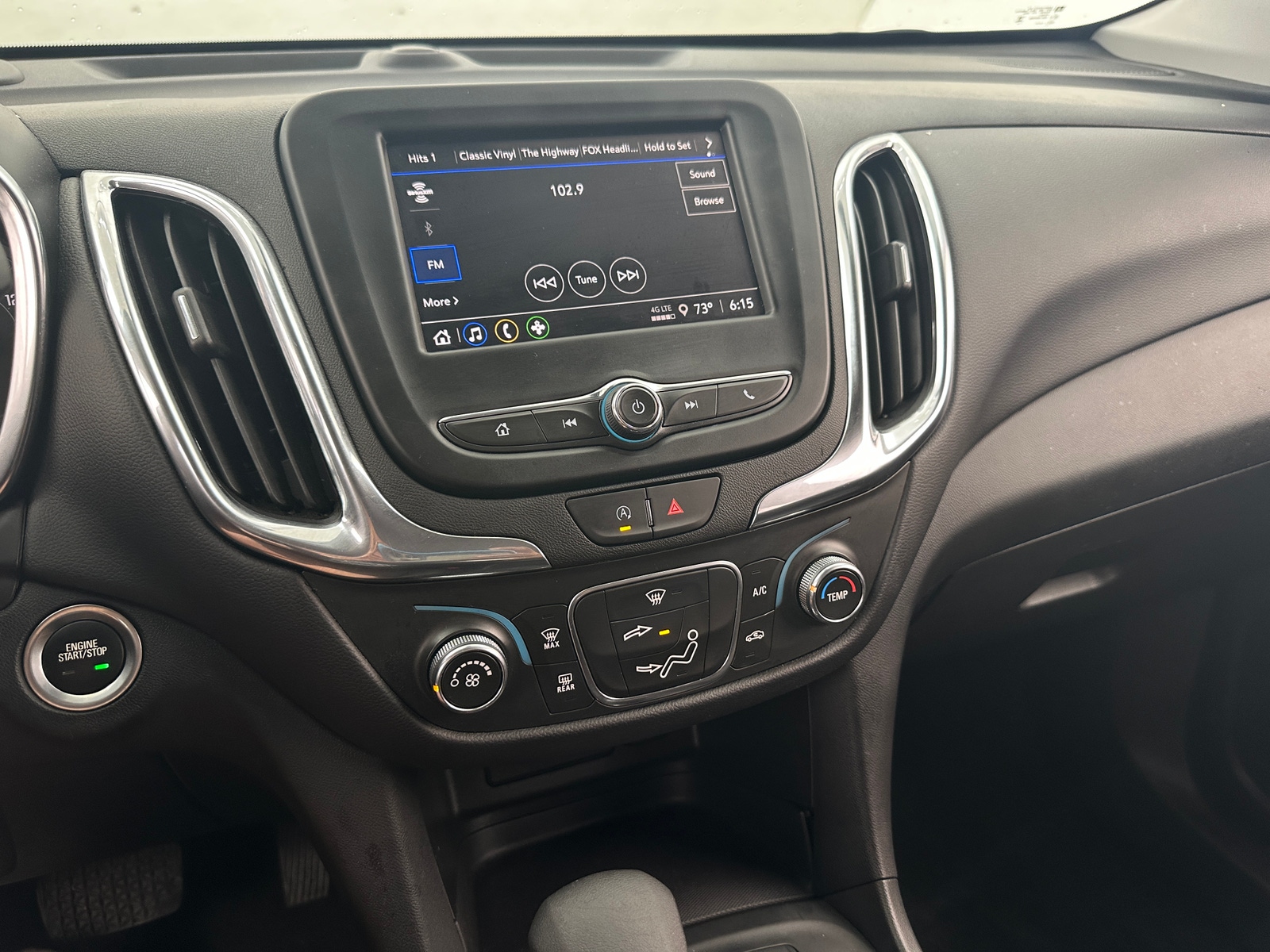 Thumbnail: 2023 Chevrolet Equinox - 4