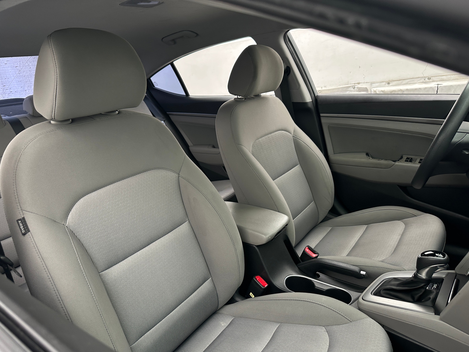 Thumbnail: 2017 Hyundai Elantra - 2