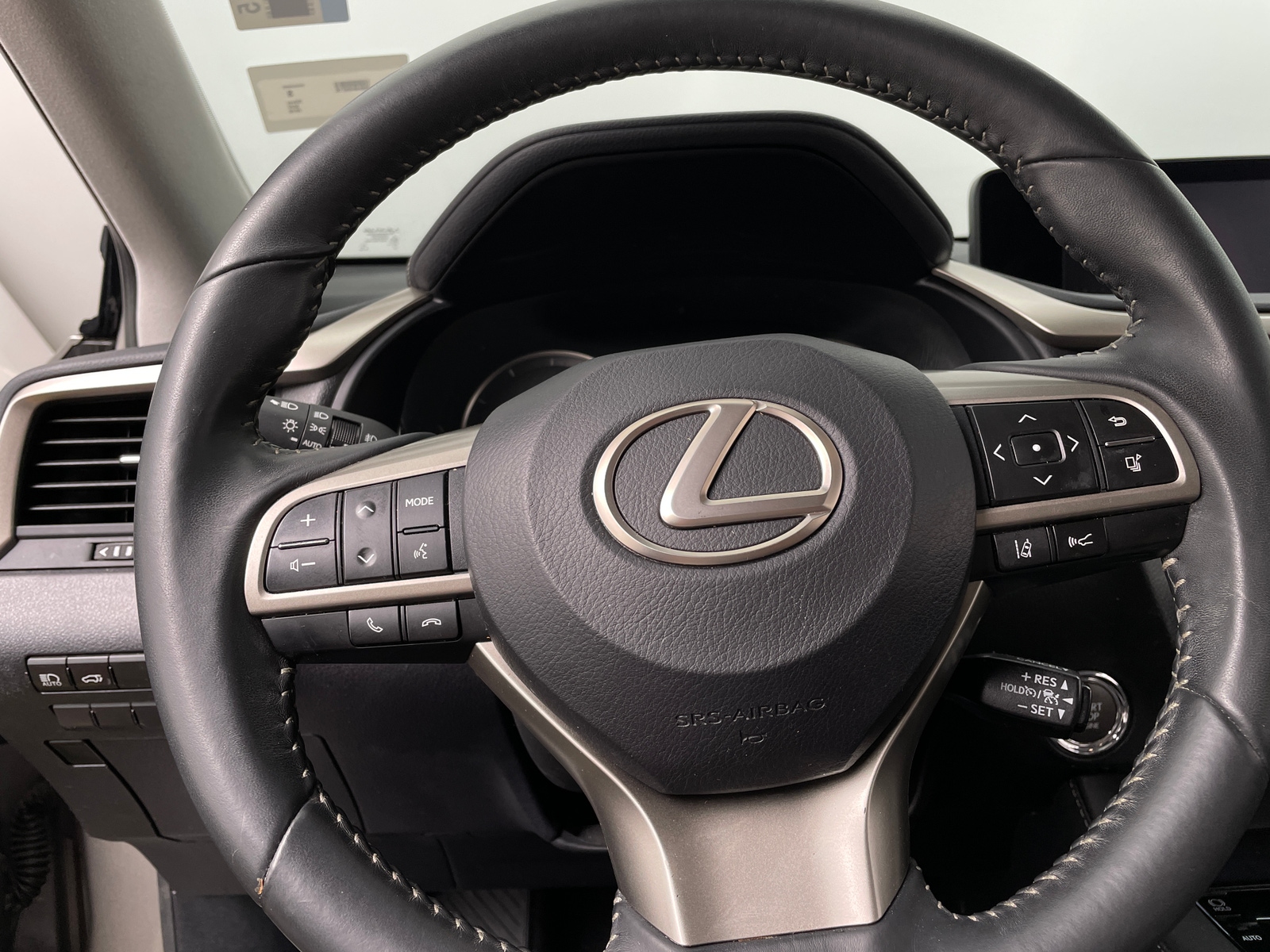 Thumbnail: 2018 Lexus RX - 5
