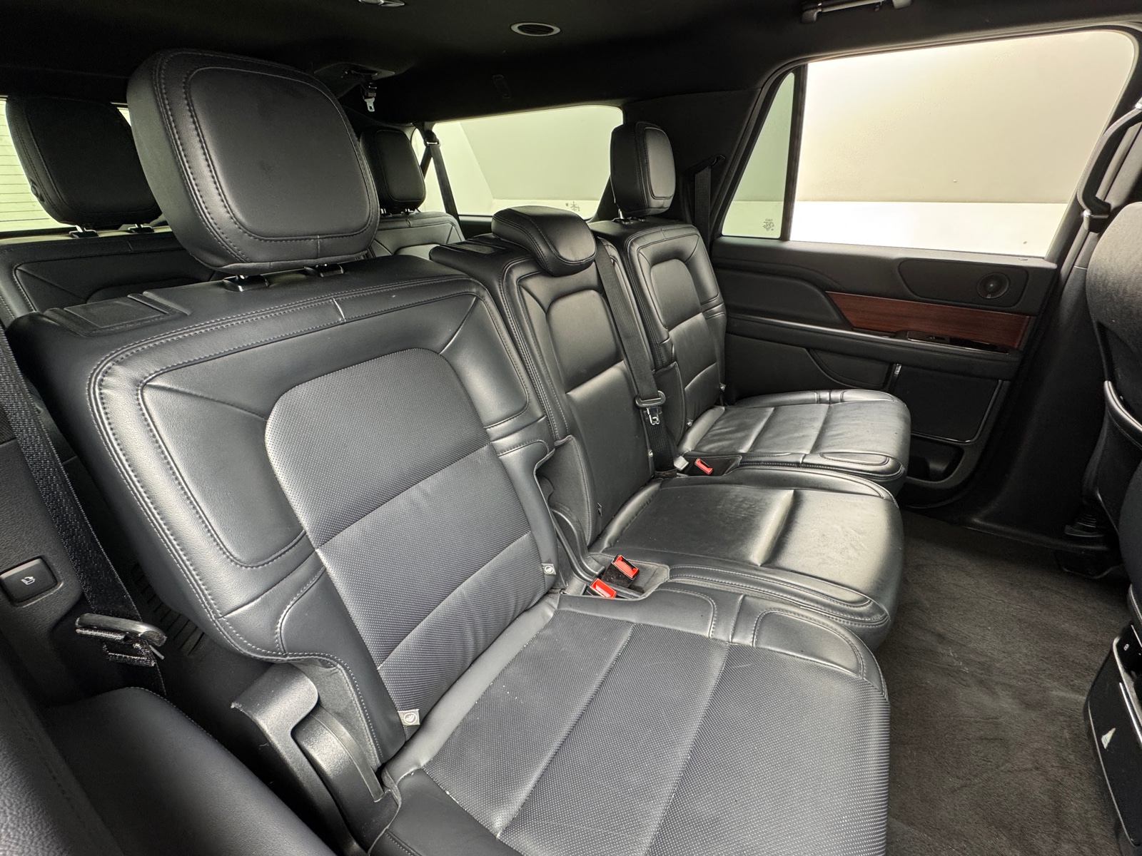 Thumbnail: 2024 Lincoln Navigator L - 5