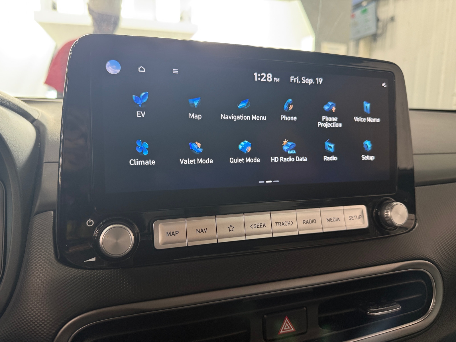 Thumbnail: 2022 Hyundai Kona - 3