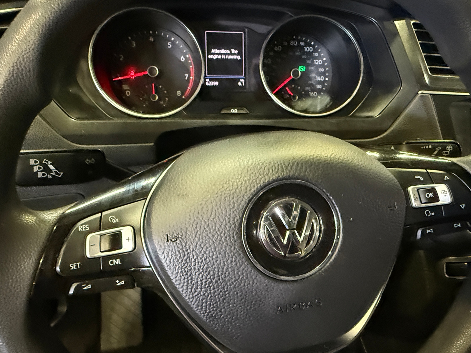 Thumbnail: 2018 Volkswagen Tiguan - 5